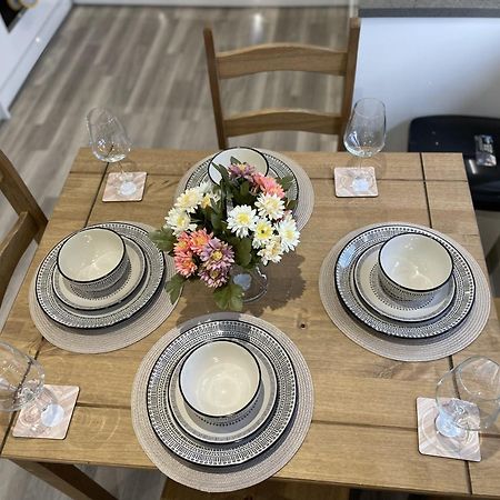 Hatfield Haven - Modern 2-Bed Retreat Near Uni, Business Park & City Center, Free Parking, Big Savings On Longer Stays 外观 照片